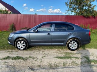 2013 Skoda Octavia II (A5) Рестайлинг, серый, 1050000 рублей, вид 4