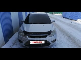 2010 Ford Focus II Рестайлинг, серебристый, 470000 рублей, вид 1