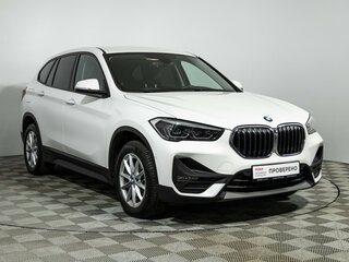 2020 BMW X1 20i xDrive II (F48) Рестайлинг, белый, 2999700 рублей, вид 3