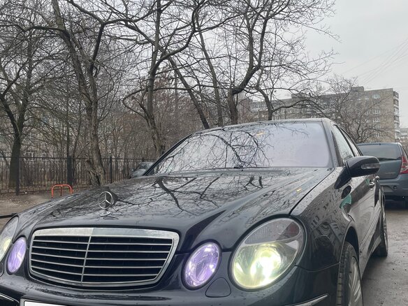 2005 Mercedes-Benz E-Класс 350 III (W211, S211), чёрный, 1000000 рублей - вид 2