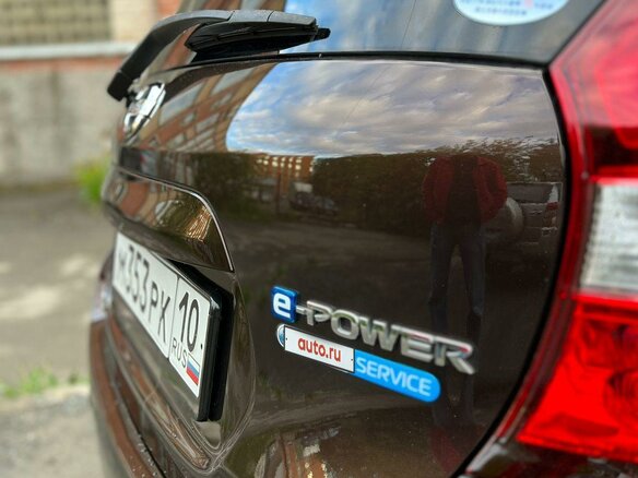 2016 Nissan Note e-Power II Рестайлинг, коричневый, 1250000 рублей - вид 16