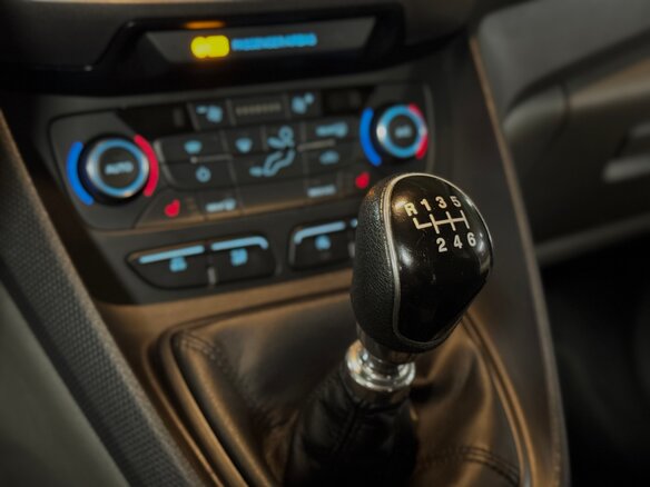 2019 Ford Transit Connect LWB II Рестайлинг, белый, 1900000 рублей - вид 21