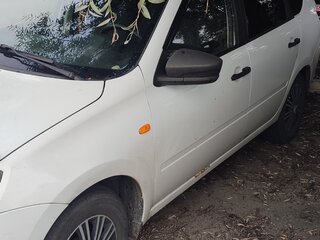 2015 Lada (ВАЗ) Granta I, белый, 275000 рублей, вид 3