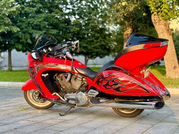 2013 Victory Vision Tour, красный, 1400000 рублей - вид 8