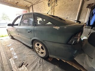 2000 Opel Vectra B Рестайлинг, зелёный, 100000 рублей, вид 3