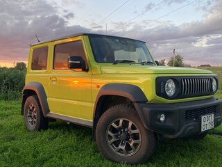 2021 Suzuki Jimny Sierra IV, жёлтый, 1999000 рублей, вид 1