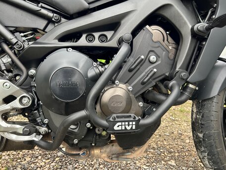2019 Yamaha MT-09 (FZ-09), чёрный, 800000 рублей, вид 5