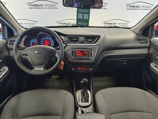 2016 Kia Rio III Рестайлинг, красный, 1075000 рублей, вид 4
