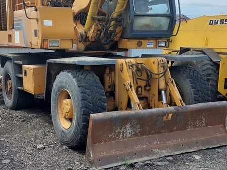 1997 Case CE 1188, жёлтый, 3200000 рублей, вид 1