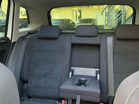 2018 Volkswagen Tiguan II, белый, 2980000 рублей - вид 19