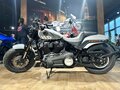 2024 Harley-Davidson Fat Bob, серый, 3450000 рублей - вид 7