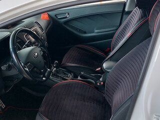 2018 Kia Cerato III Рестайлинг (Classic), белый, 1920000 рублей, вид 5