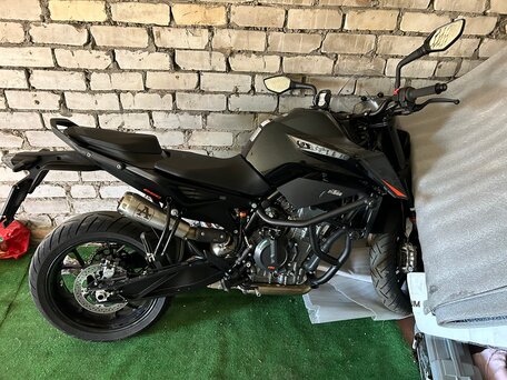2021 KTM 890 Duke, чёрный, 1150000 рублей, вид 2
