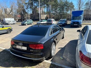 2011 Audi A8 Long III (D4), чёрный, 2000000 рублей, вид 3