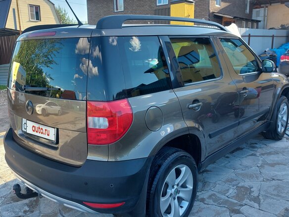 2012 Skoda Yeti I, коричневый - вид 2