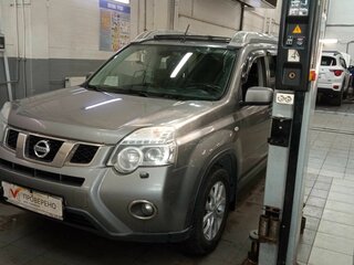 2014 Nissan X-Trail II Рестайлинг, серый, 1340000 рублей, вид 1