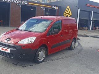 2009 Peugeot Partner II, красный, 460000 рублей, вид 1