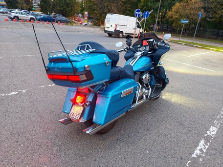 2011 Harley-Davidson Road Glide, синий, 1100000 рублей, вид 3
