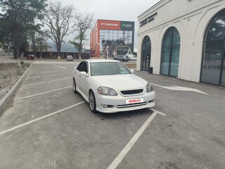 2001 Toyota Mark II IX (X110), белый, 1300000 рублей, вид 3