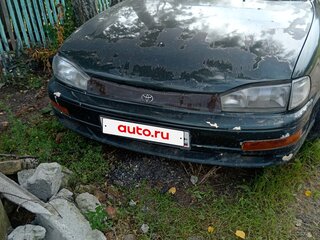 1991 Toyota Camry III (XV10), зелёный, 200000 рублей, вид 1