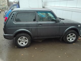 2016 Lada (ВАЗ) 2121 (4x4) Urban I Рестайлинг, серебристый, 700000 рублей, вид 2