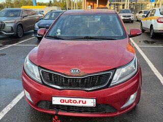 2012 Kia Rio 4-speed III, красный, 650000 рублей, вид 5