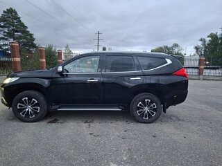 2020 Mitsubishi Pajero Sport III, чёрный, 3300000 рублей, вид 3