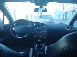2012 Citroen C4 II, серебристый, 600000 рублей, вид 4