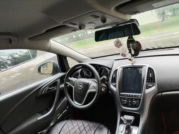 2013 Opel Astra J Рестайлинг, серый, 750000 рублей - вид 13