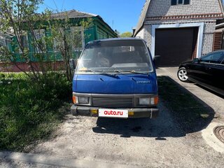 1989 Nissan Urvan III (E24), синий, 170000 рублей, вид 1