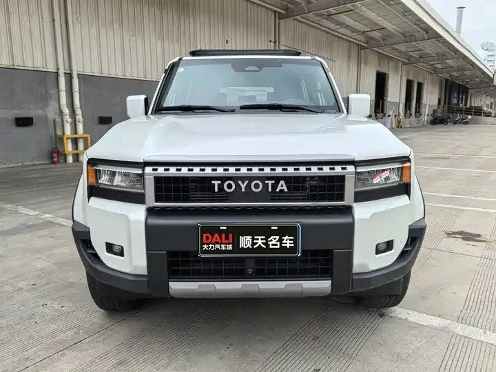 Открыть фотографии: Toyota Land Cruiser Prado 250 Series