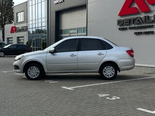 2024 Lada (ВАЗ) Granta I Рестайлинг, серебристый, 950000 рублей, вид 4
