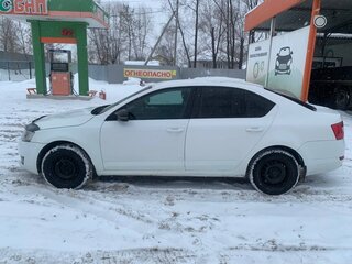 2015 Skoda Octavia III (A7), белый, 695000 рублей, вид 2