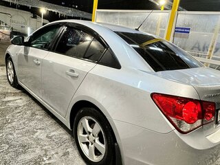 2011 Chevrolet Cruze I, серебристый, 790000 рублей, вид 3
