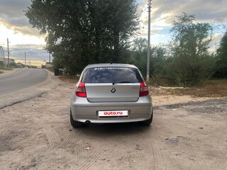 2006 BMW 1 серии 120i I (E81/E82/E87/E88), серебристый, 1100000 рублей, вид 5