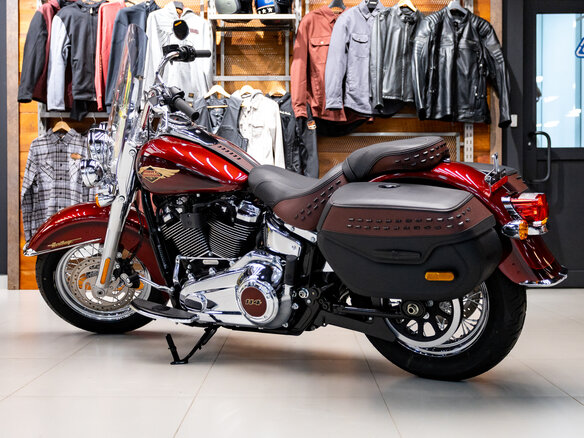 2023 Harley-Davidson Heritage, красный - вид 25