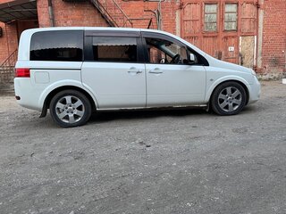 2004 Nissan Lafesta I, белый, 500000 рублей, вид 2