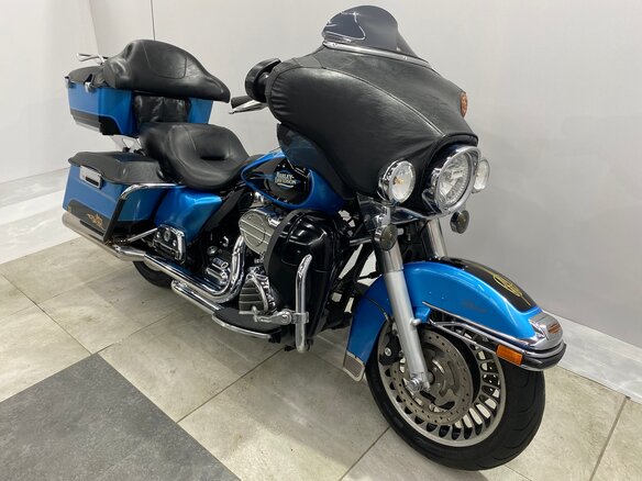 2011 Harley-Davidson Electra Glide, синий, 765000 рублей - вид 6