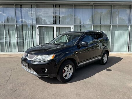 Mitsubishi Outlander II