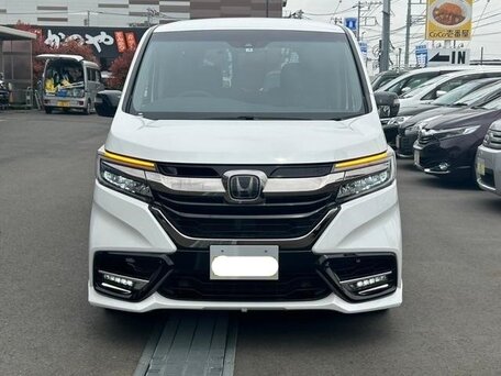 Honda Stepwgn V Рестайлинг