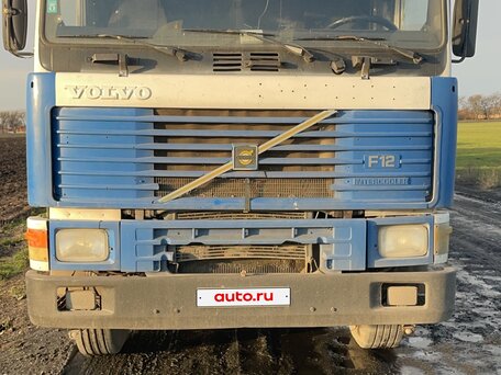 1988 Volvo F-Series, белый, 1300000 рублей, вид 3