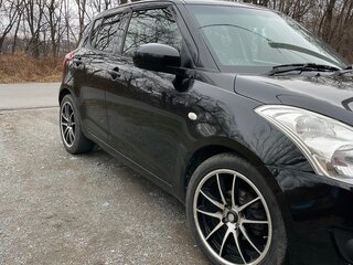 2011 Suzuki Swift IV, чёрный, 650000 рублей, вид 3