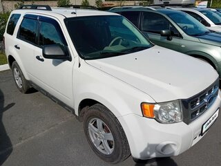 2009 Ford Escape II, белый, 1290000 рублей, вид 3
