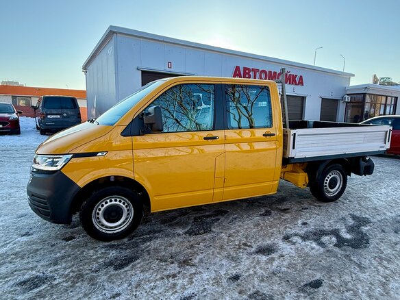 2019 Volkswagen Transporter, жёлтый, 3845000 рублей - вид 1