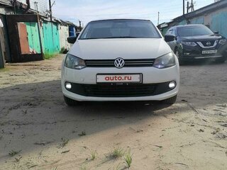 2013 Volkswagen Polo V, белый, 800000 рублей, вид 1
