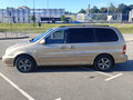 2004 Kia Carnival I Рестайлинг, бежевый, 620000 рублей - вид 6