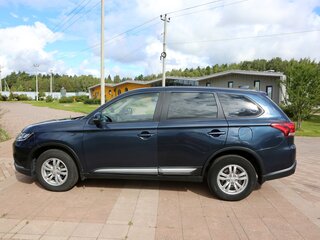 2019 Mitsubishi Outlander III Рестайлинг 3, синий, 1600000 рублей, вид 3