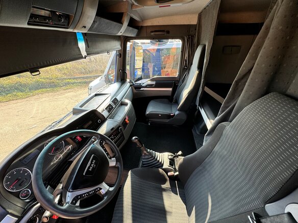 2011 MAN TGS, синий, 3350000 рублей - вид 26