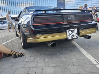 1983 Pontiac Firebird III, чёрный, 2400000 рублей, вид 4