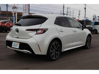 2019 Toyota Corolla XII (E210), белый, 1590000 рублей, вид 4